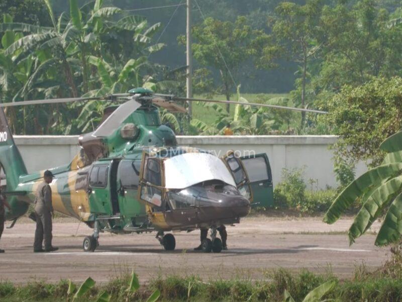 Bangladesh Army Chief Inspects Border Airstrips